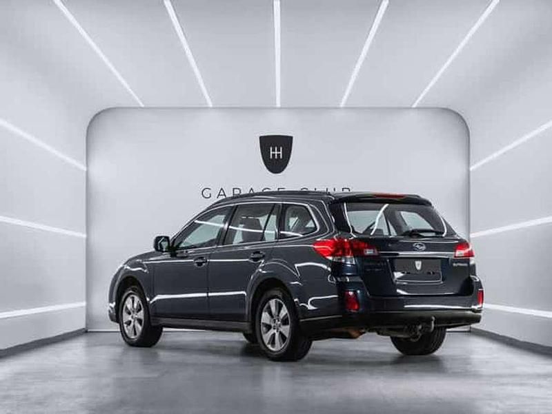 Usado Subaru Outback 156 CV (114 kW) 2011 Familiar