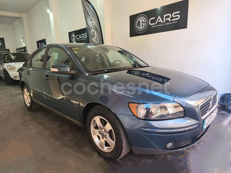 Verde Usado 2006 Volvo S40 Momentum Berlina | 3500 € (Super precio) - Imagen 1/4