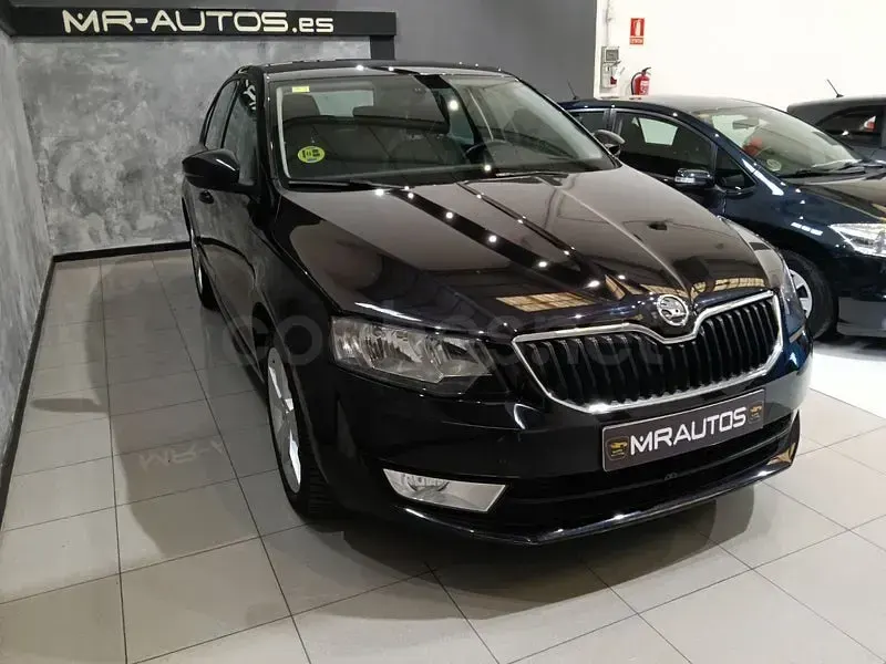 Usado Skoda Octavia Ambition 150 CV (110 kW) 2014 Negro Familiar