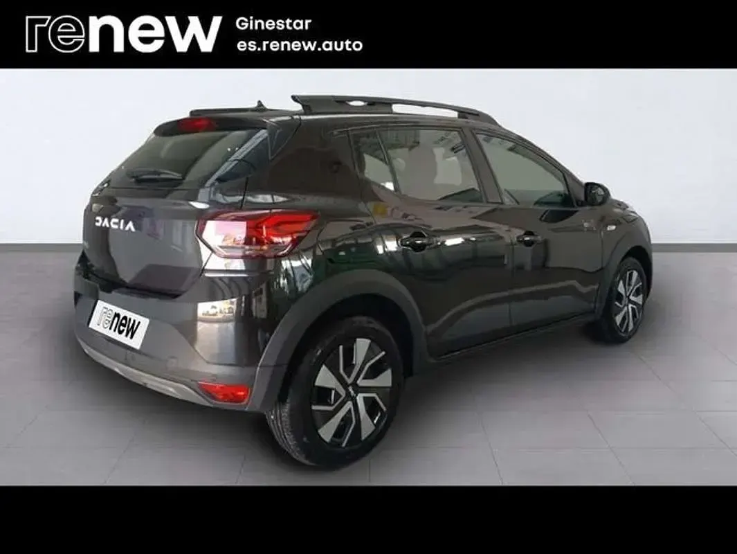 Begagnad Dacia Sandero Expression 101 HK (74 kW) 2025 Svart Sedan