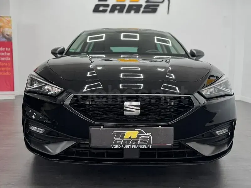 Usado Seat Leon FR 150 CV (110 kW) 2026 Negro Berlina