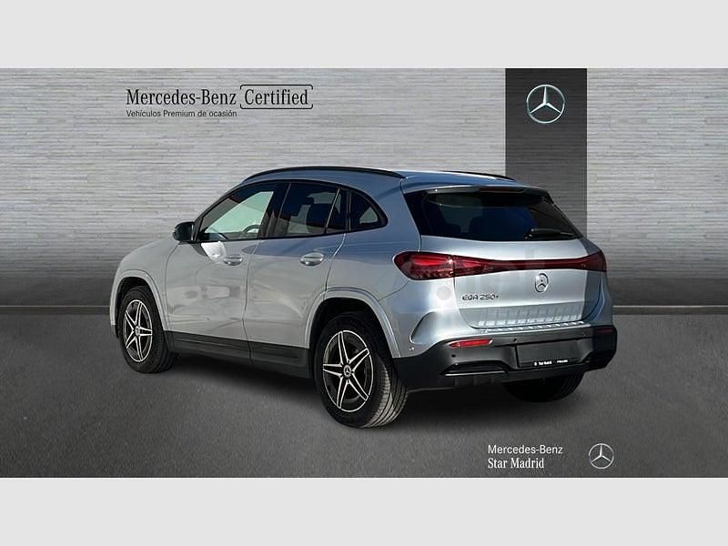 Usado Mercedes EQA250 139 kW (190 CV) 2025 Eléctrico SUV