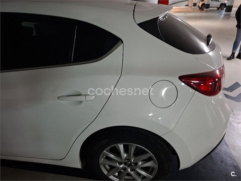 Usado Mazda 3 Style 150 HP (110 kW) 2015 Branco Sedan