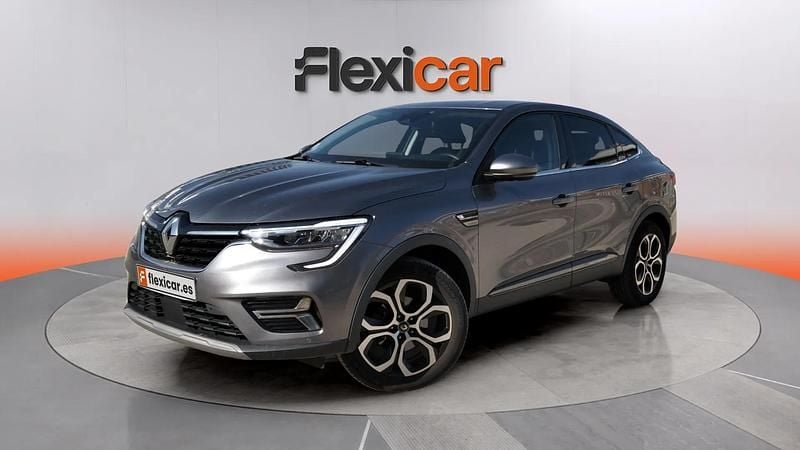 Usado Renault Arkana Techno 145 CV (106 kW) 2023 Gris SUV