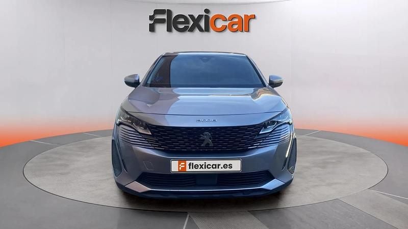 Usado Peugeot 3008 Allure 226 CV (166 kW) 2021 Gris SUV