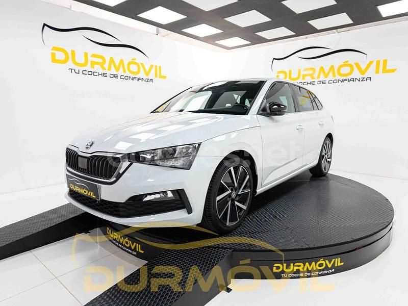 Blanco Usado 2020 Skoda Scala Style Utilitario | 13.999 € (Precio justo) - Imagen 1/4