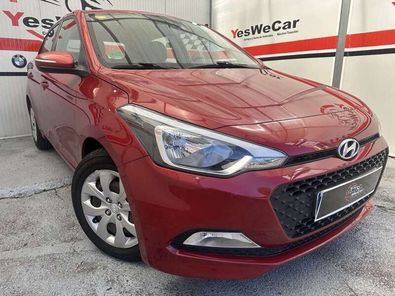 Burdeos Usado 2016 Hyundai i20 Utilitario | 9290 € (Precio justo) - Imagen 1/4