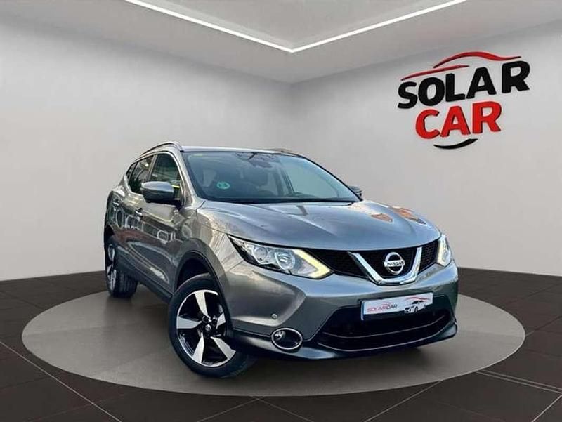Usado Nissan Qashqai Tekna 110 CV (80 kW) 2016 Gris SUV