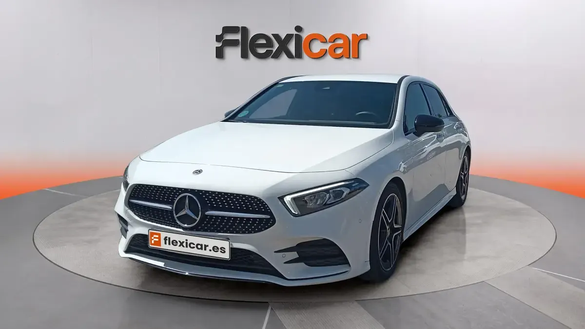 Usado Mercedes A180 136 CV (100 kW) 2022 Blanco Berlina