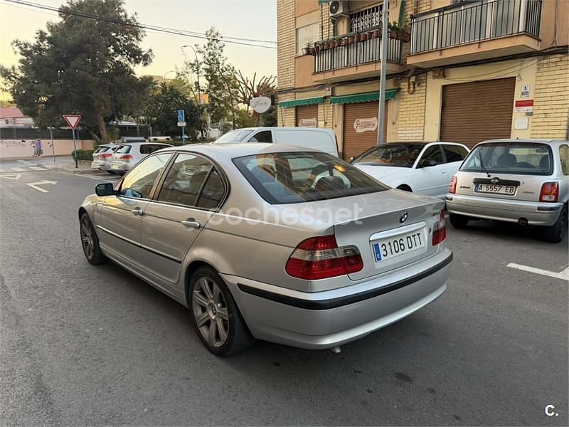 Usado BMW 318 115 CV (84 kW) 2003 Gris / plata Berlina