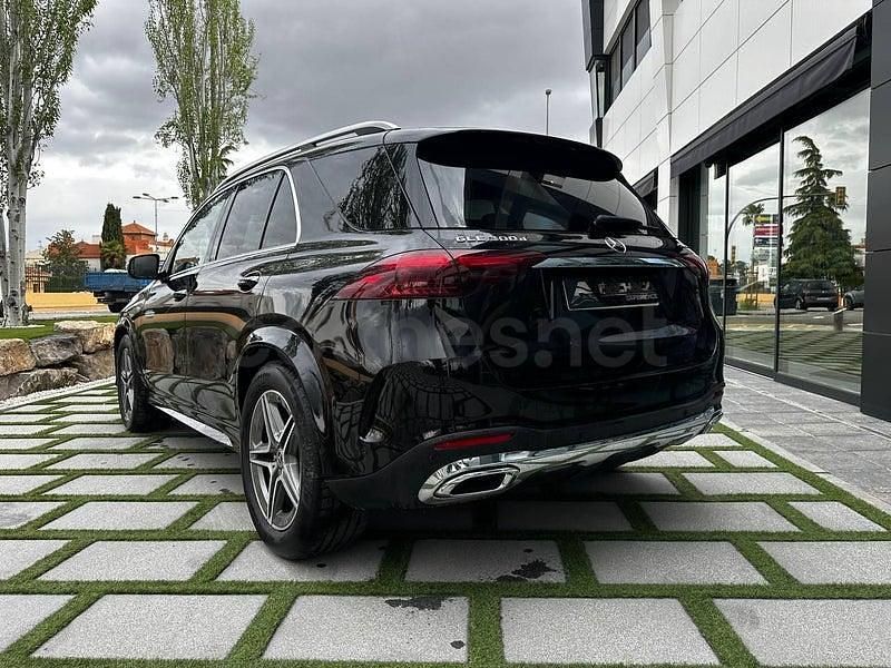 Usado Mercedes GLE300 269 CV (197 kW) 2025 Negro SUV