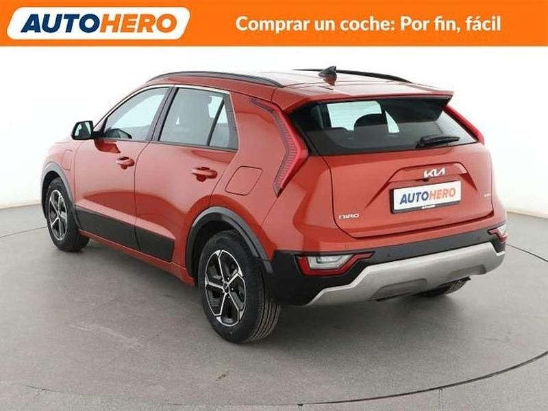 Usado Kia Niro 182 CV (133 kW) 2023 Naranja SUV