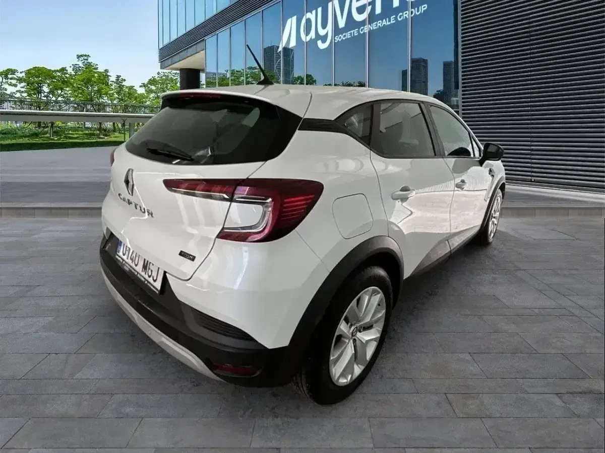 Usado Renault Captur Evolution 145 CV (106 kW) 2023 Blanco SUV