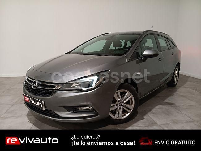 Usado Opel Astra Selective 136 CV (100 kW) 2018 Gris / plata Familiar