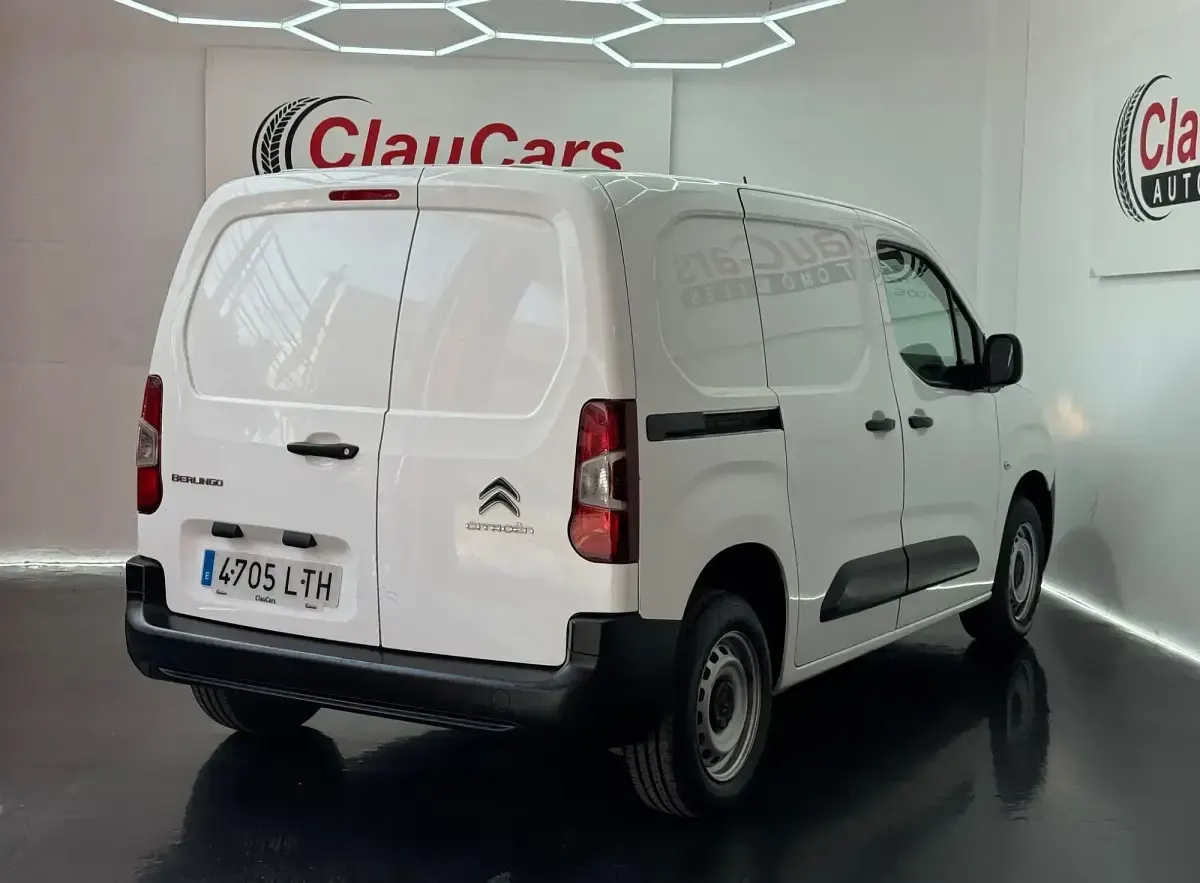Usado Citroën Berlingo 100 CV (73 kW) 2021 Blanco Monovolumen