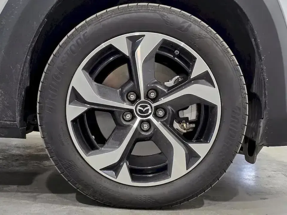 Usado Mazda MX30 Makoto 170 CV (125 kW) 2024 Gris / plata SUV