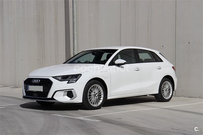 Usado Audi A3 Advanced Plus 204 CV (150 kW) 2022 Blanco Berlina