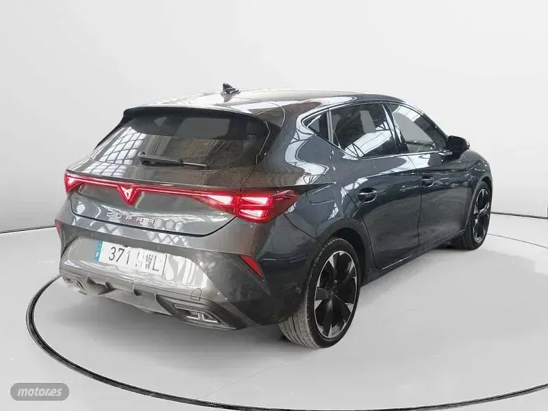 Usado Cupra Leon 150 CV (110 kW) 2024 Gris Berlina
