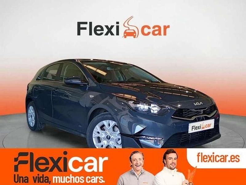 Gris Usado 2023 Kia Ceed 2 Utilitario | 13.790 € (Super precio) - Imagen 1/4