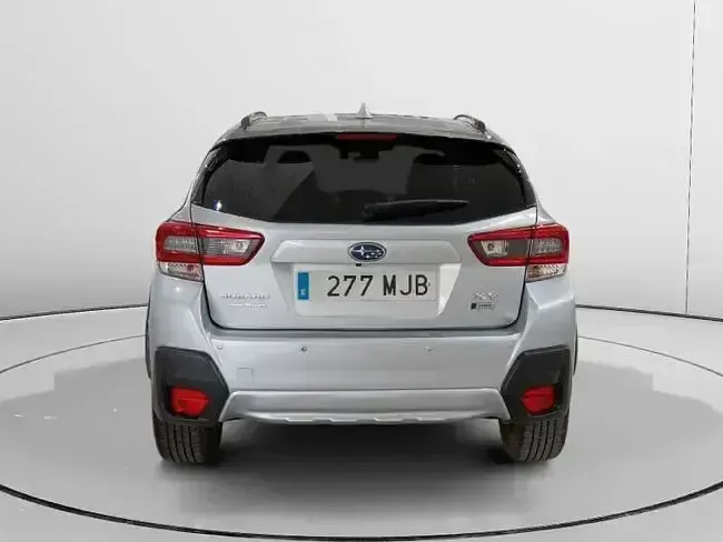 Usado Subaru XV 150 CV (110 kW) 2023 Gris / plata SUV