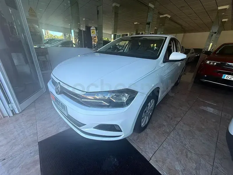 Usado VW Polo Advance 95 CV (69 kW) 2019 Blanco Utilitario