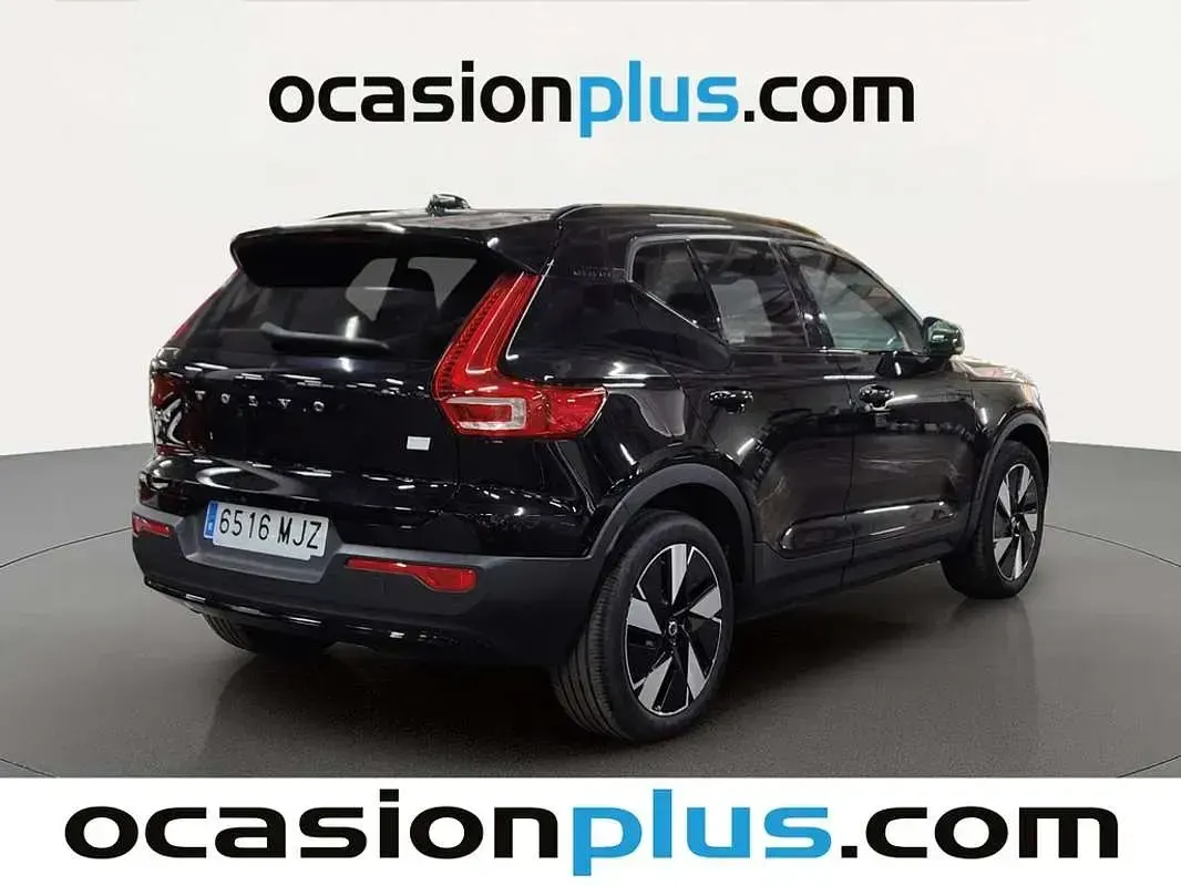 Usado Volvo XC40 Core 180 kW (245 CV) 2023 Negro SUV