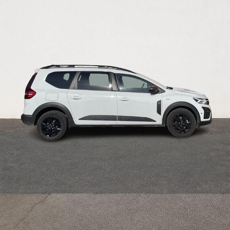 Usado Dacia Jogger Extreme 110 CV (80 kW) 2024 Blanco Monovolumen
