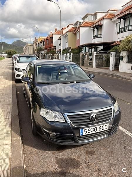 Usado VW Passat R-line 160 CV (117 kW) 2008 Azul Berlina