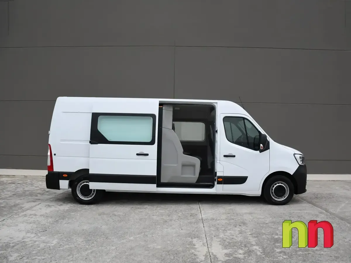 Usado Renault Master 135 CV (99 kW) 2020 Blanco Monovolumen