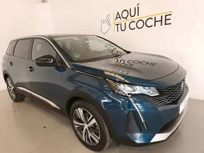 Usado Peugeot 5008 Allure 130 CV (95 kW) 2022 Verde SUV