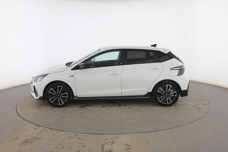 Usado Hyundai i20 N Line 84 CV (61 kW) 2023 Blanco Berlina