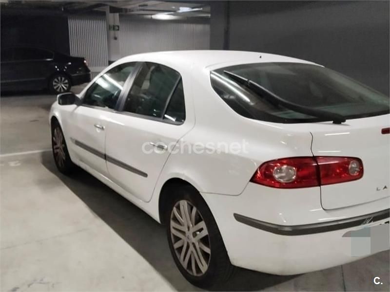 Blanco Usado 2006 Renault Laguna II Dynamique Berlina | 2200 € (Super precio) - Imagen 1/4