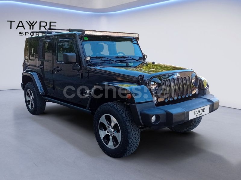 Negro Usado 2018 Jeep Wrangler Unlimited Sahara SUV | 49.800 € (Caro) - Imagen 1/4