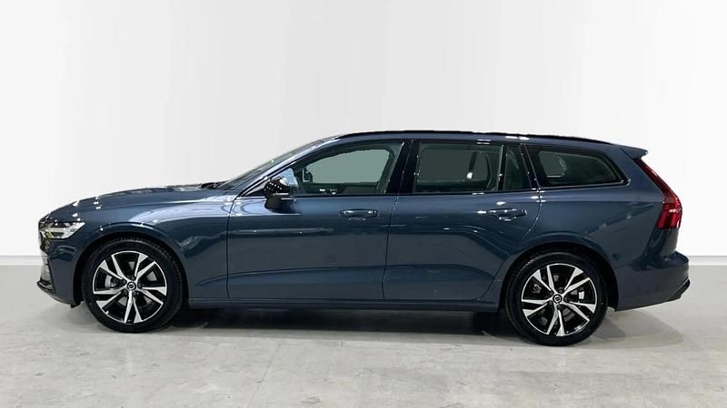 Ny Volvo V60 Plus 197 HK (144 kW) 2025 Kombi