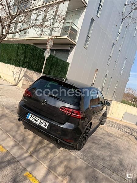 Usado VW Golf VII GTI 230 CV (169 kW) 2014 Negro Berlina
