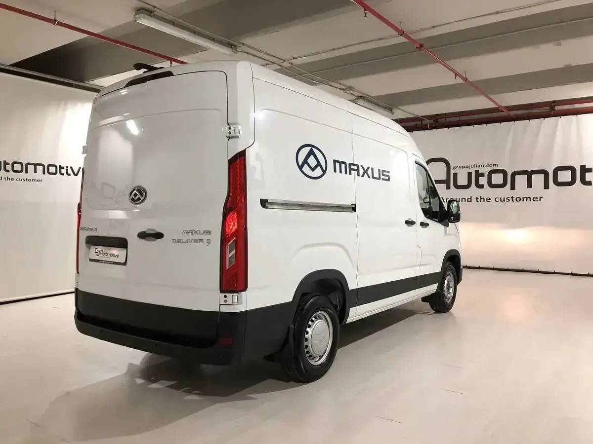 Usado Maxus V90 163 CV (119 kW) 2023 Blanco Van