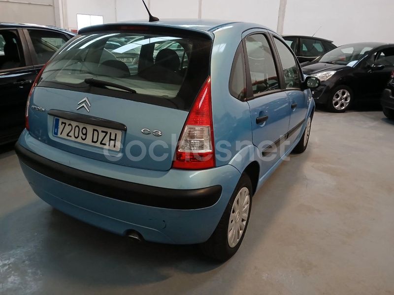 Usado Citroën C3 90 CV (66 kW) 2006 Azul Utilitario