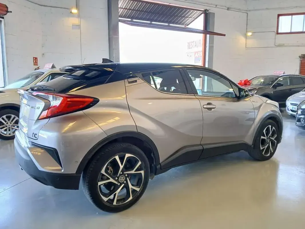 Usado Toyota C-HR Plus 122 CV (89 kW) 2019 Gris SUV