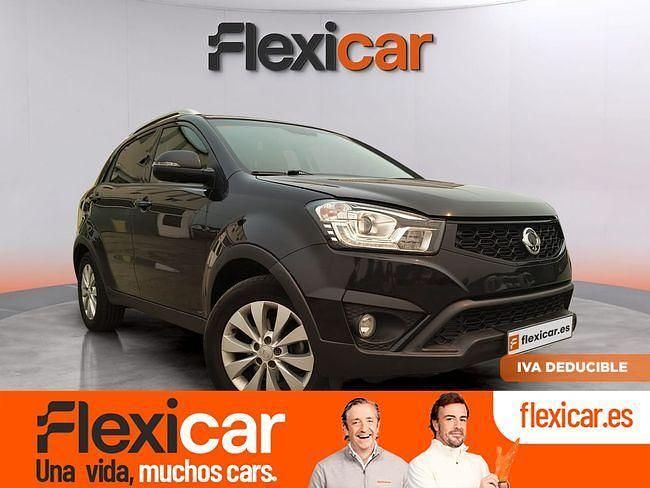 Usado Ssangyong (KGM) Korando Limited 178 CV (130 kW) 2016 Negro SUV