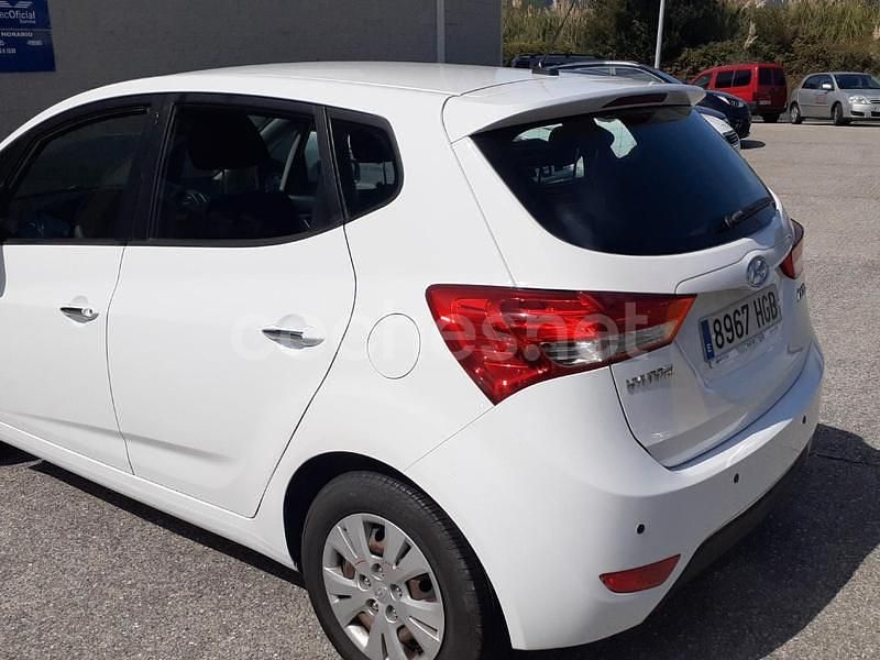 Usado Hyundai ix20 Classic 90 CV (66 kW) 2011 Blanco Utilitario