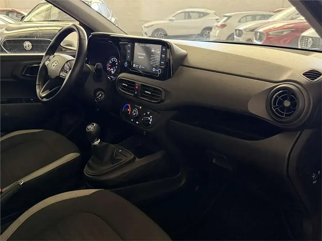 Usado Hyundai i10 67 CV (49 kW) 2021 Utilitario