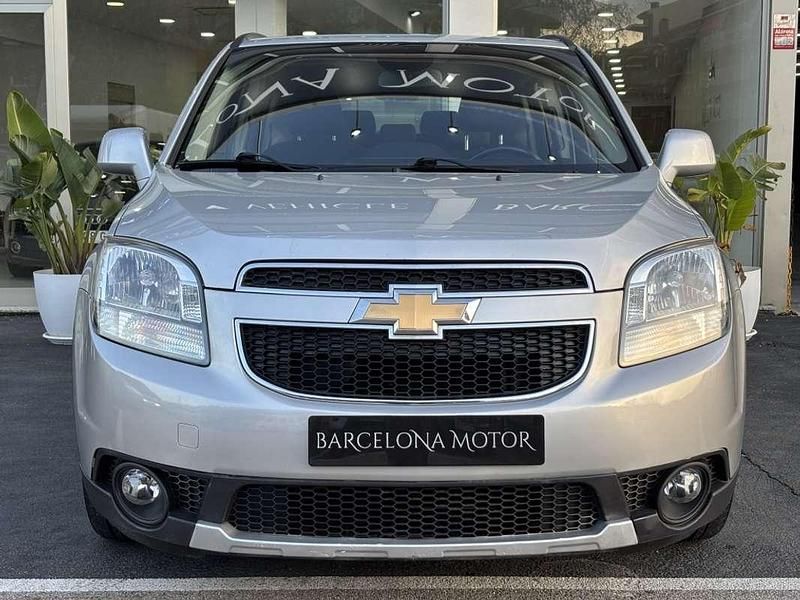Usado Chevrolet Orlando LTZ 141 CV (103 kW) 2011 Gris / plata Monovolumen