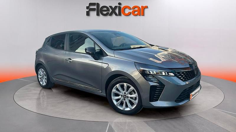 Usado Renault Clio V Evolution 101 CV (74 kW) 2025 Gris Berlina