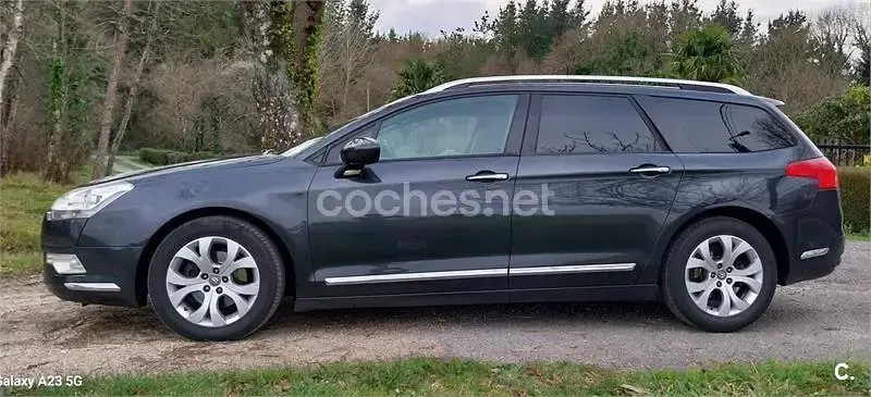 Usado Citroën C5 140 CV (102 kW) 2010 Negro Familiar