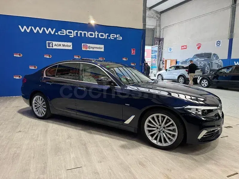 Occasion BMW 520 Luxury Line 190 ch (139 kW) 2018 Bleue Berline