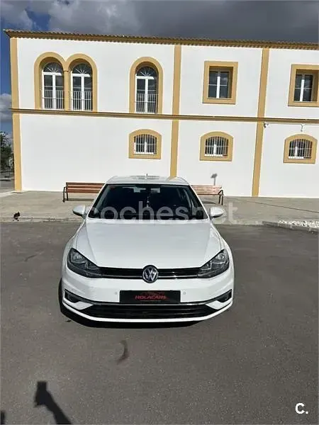 Usado VW Golf VII Advance 115 CV (84 kW) 2017 Blanco Berlina