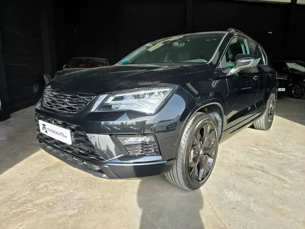Usado Seat Ateca 4Drive 190 CV (139 kW) 2018 Negro SUV
