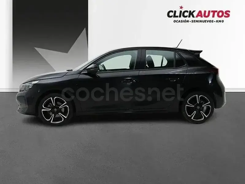 Usado Opel Corsa 110 CV (80 kW) 2025 Negro Utilitario