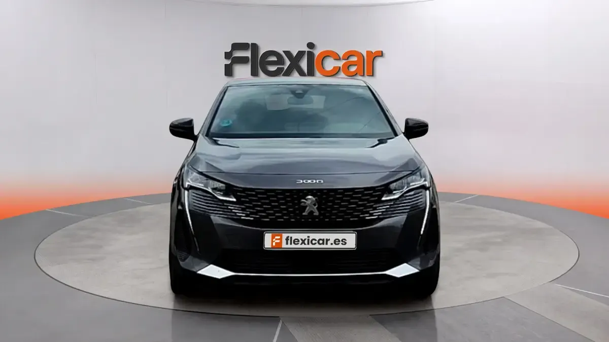 Usado Peugeot 3008 Allure 131 CV (96 kW) 2023 Amarillo SUV