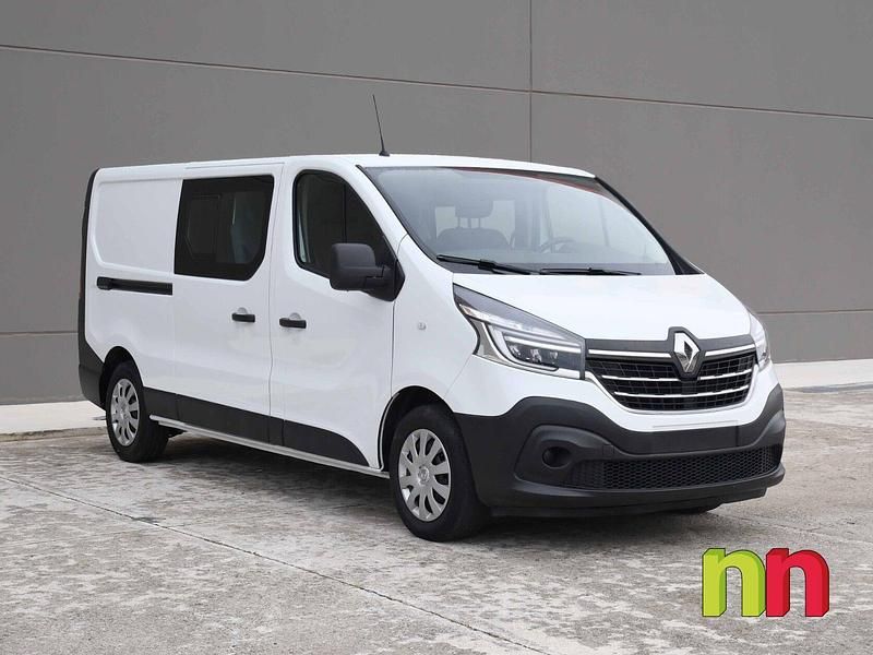 Usado Renault Trafic 120 CV (88 kW) 2021 Blanco Monovolumen